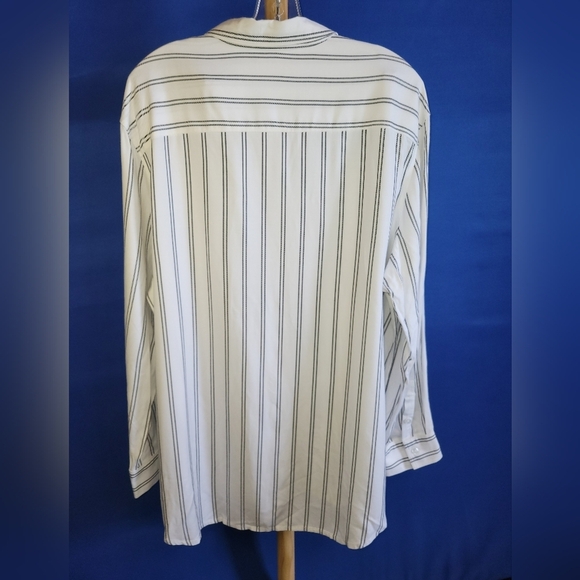 Tahari Button Up Dress Shirt White With Grey Piping XXL - Picture 5 of 11